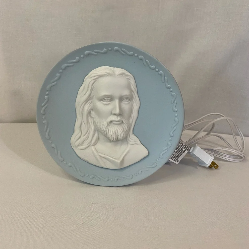 Vintage Jesus Nightlight Lamp Round Porcelain Bisque Religious Statue 7